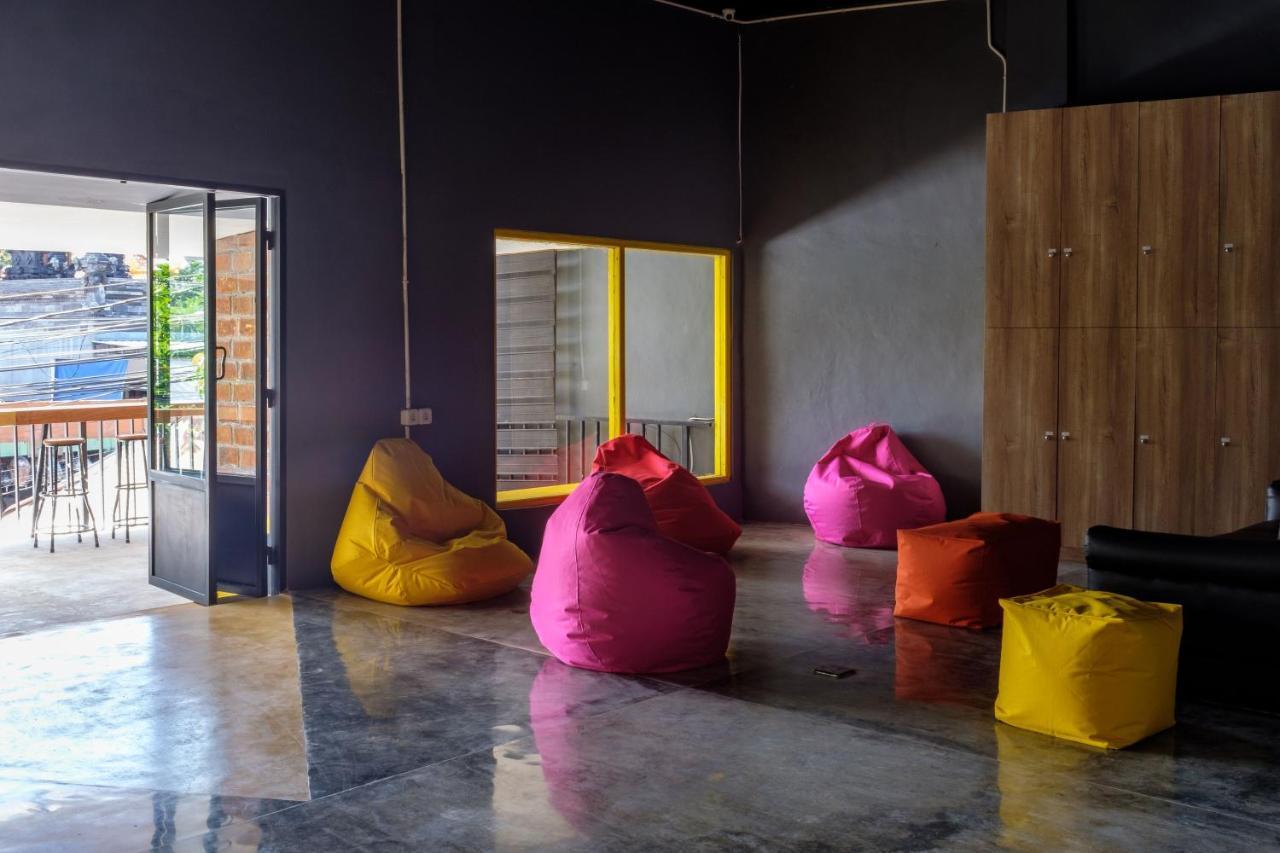Kumpul Hostel Kuta Легіан Екстер'єр фото